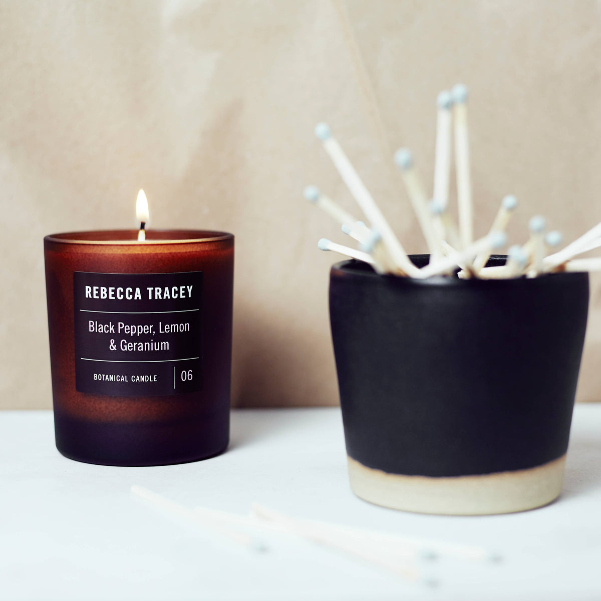 06 Bontanical Candle - Black Pepper, Lemon & Geranium