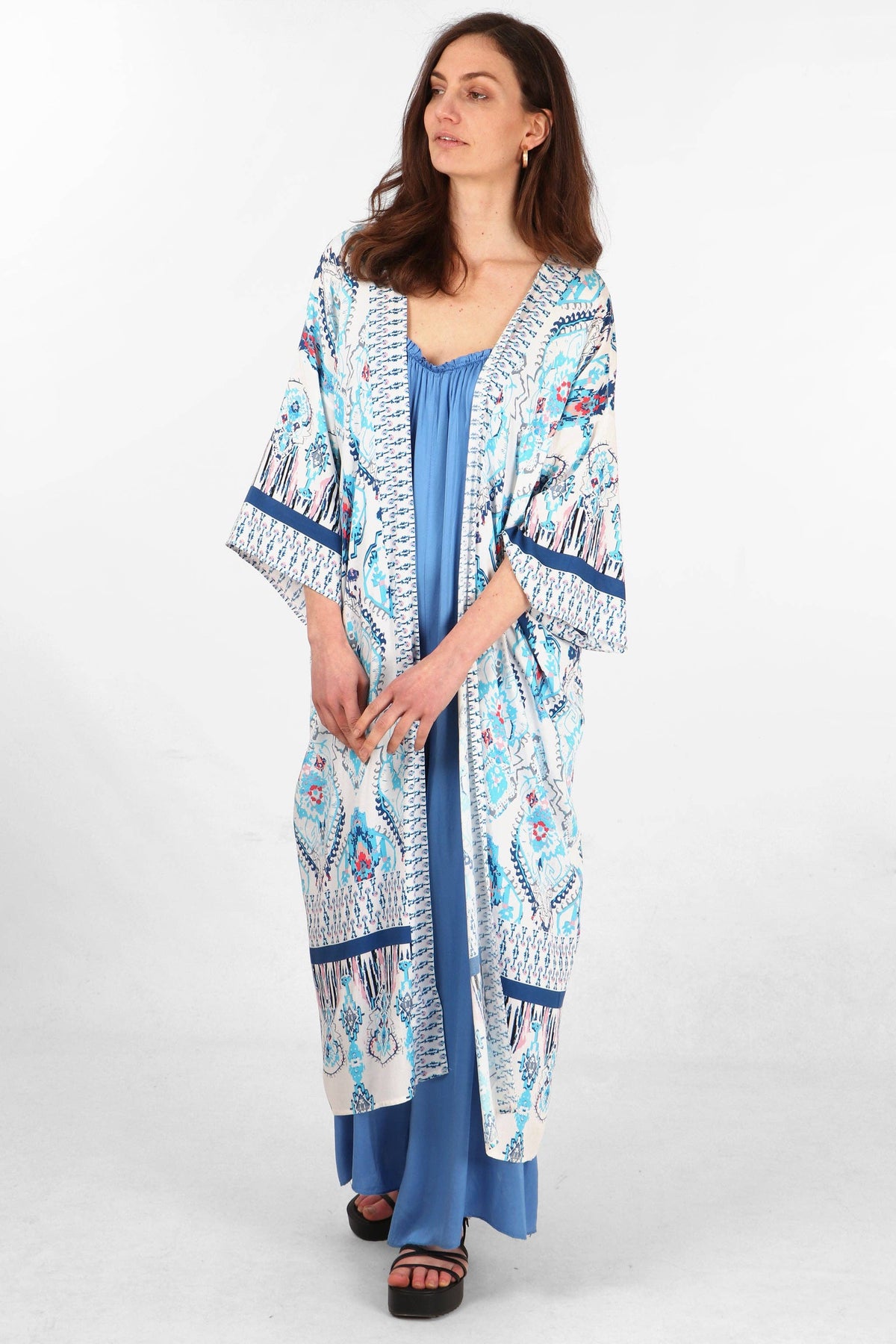 Mandala Print Long Kimono Robe in Blue & White